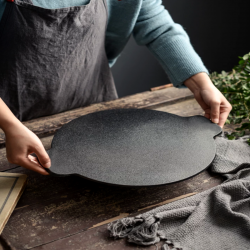 Patelnia żeliwna WOK 45cm na ognisko