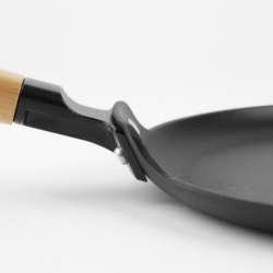 Patelnia żeliwna naleśnikowa LUDMIŁA 26cm INDUKCJA GAZ NON-STICK